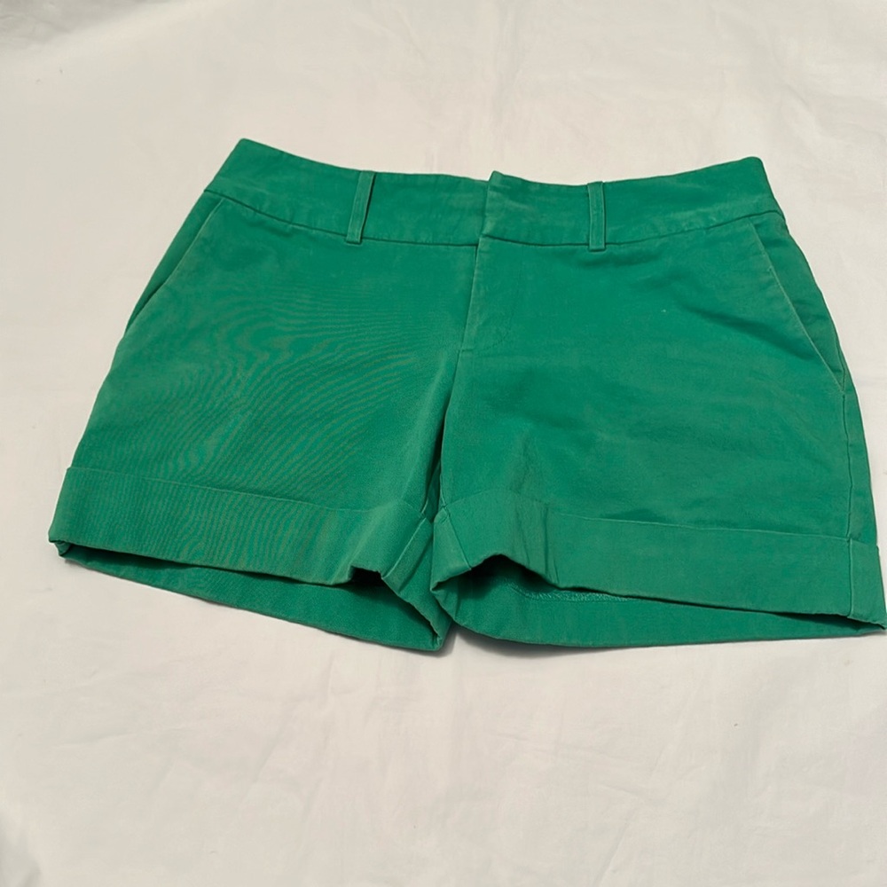INC Women’s Green Shorts Size 6